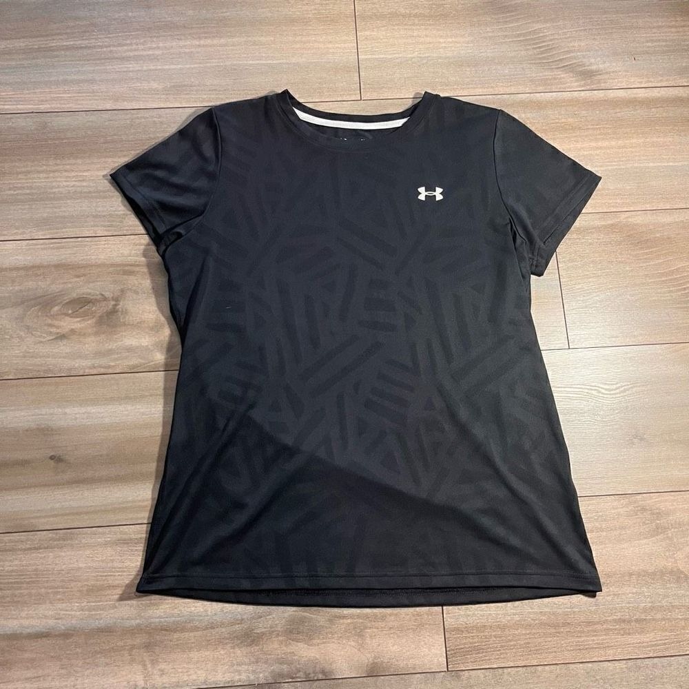 Under Armour Black Pattern Athletic‎ Workout Shirt Women Large Bin O-51